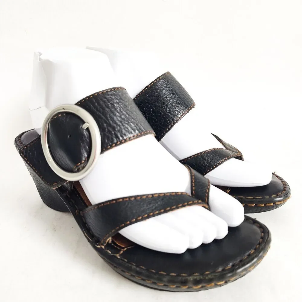 Born Boho Wedge Heel Black Pebbled Leather Thong Sandals Womens Size 7 Preppy
